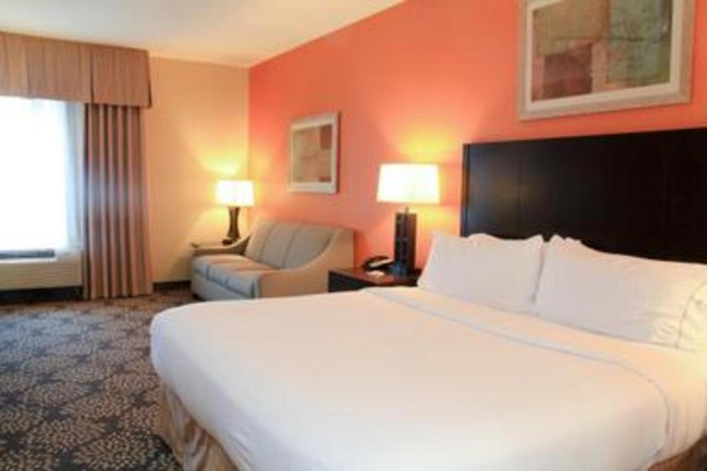 Holiday Inn Express Hotel & Suites Grand Island By Ihg Exterior foto